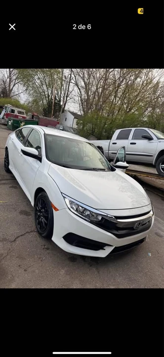 2017 Honda Civic 10th Gen - Image 2 of 8