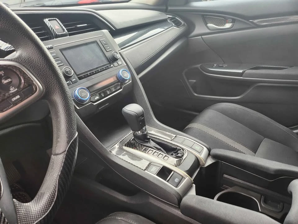 2017 Honda Civic 10th Gen - Image 5 of 7