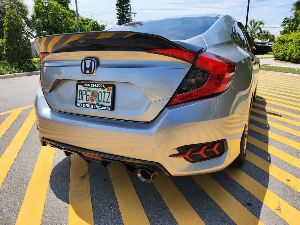 2017 Honda Civic 10th Gen - Image 6 of 7