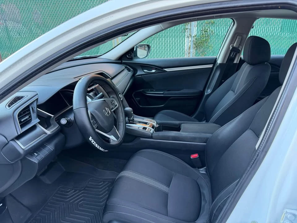 2017 Honda Civic 10th Gen - Image 10 of 10