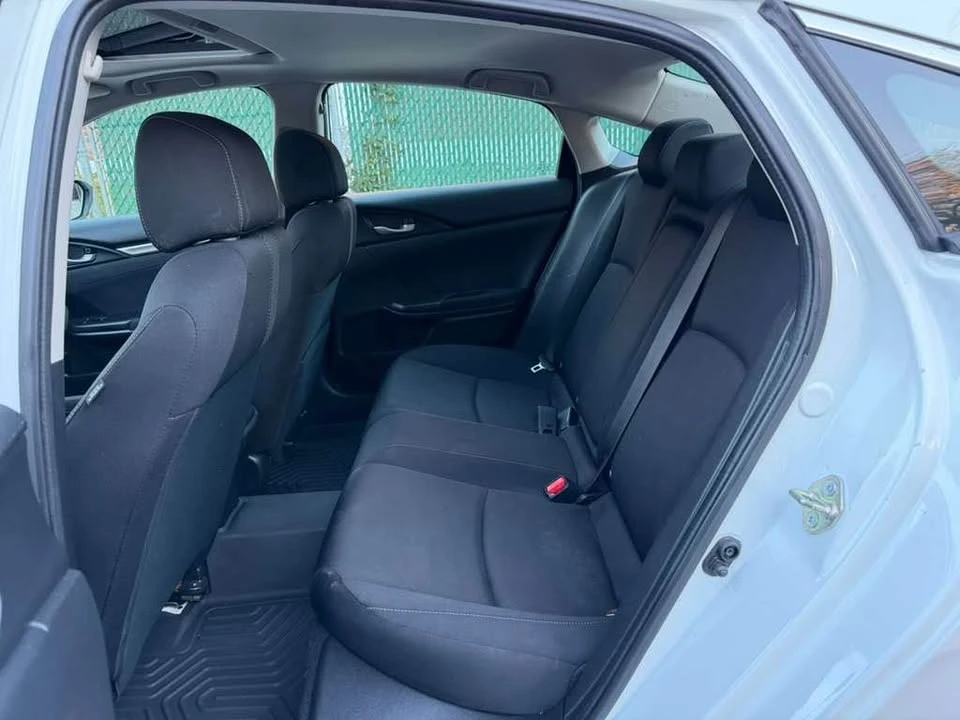2017 Honda Civic 10th Gen - Image 8 of 10