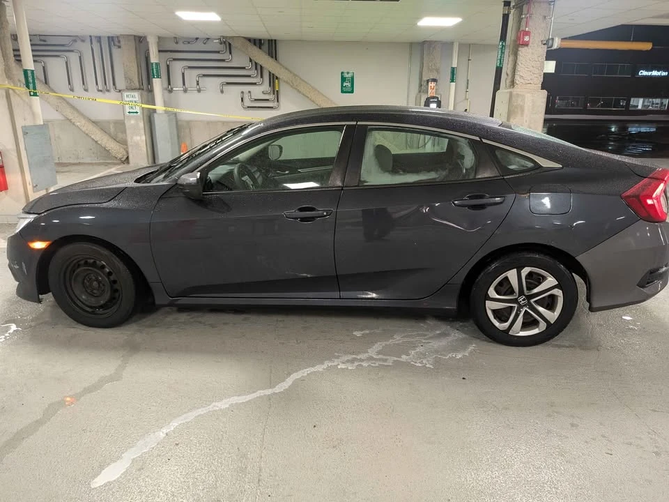 2017 Honda Civic 10th Gen - Image 3 of 14