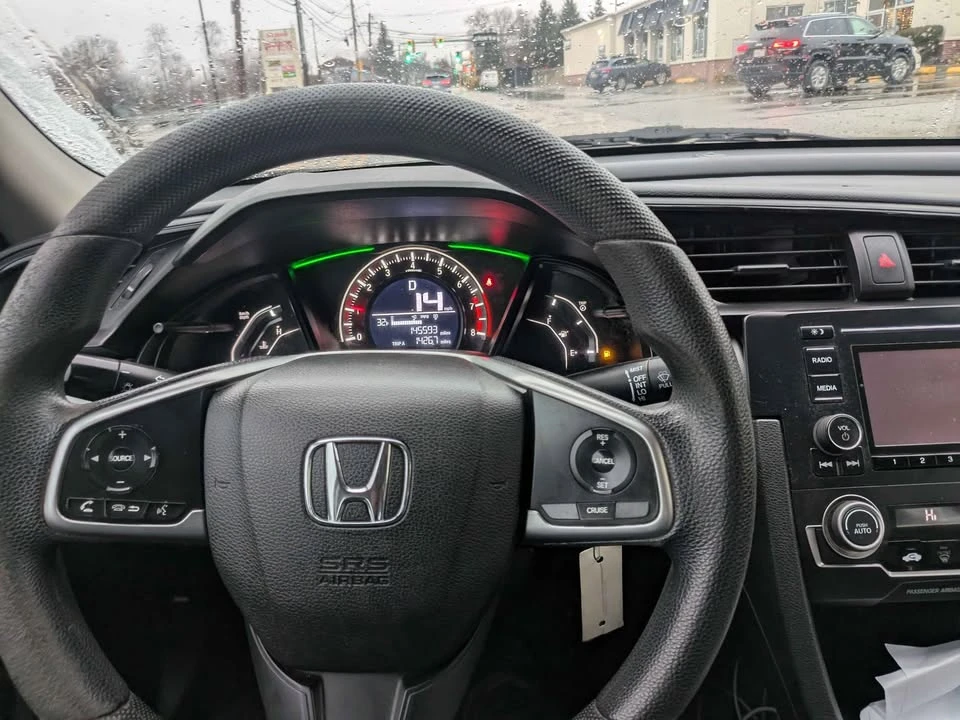 2017 Honda Civic 10th Gen - Image 10 of 14