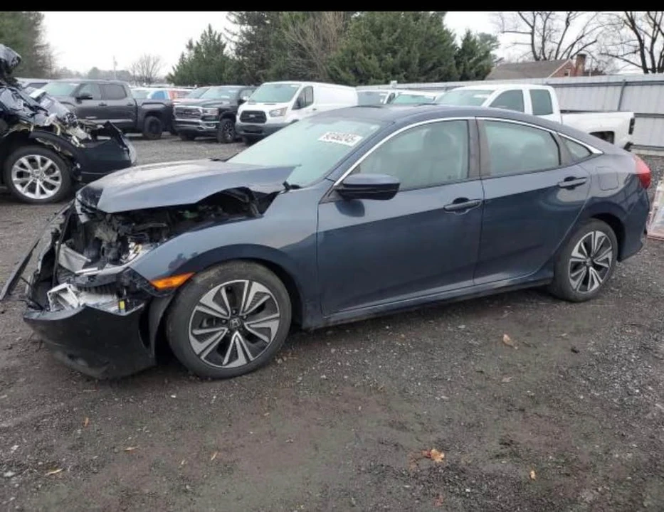 2017 Honda Civic 10th Gen - Image 4 of 11