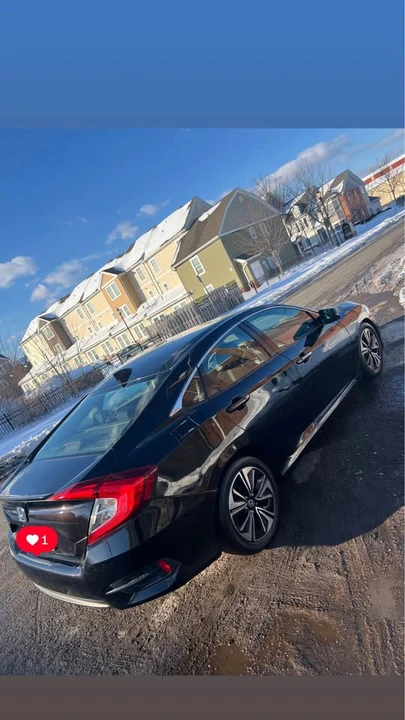 2017 Honda Civic 10th Gen - Image 3 of 8