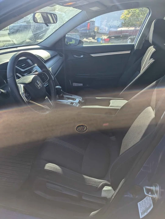 2017 Honda Civic 10th Gen - Image 7 of 9