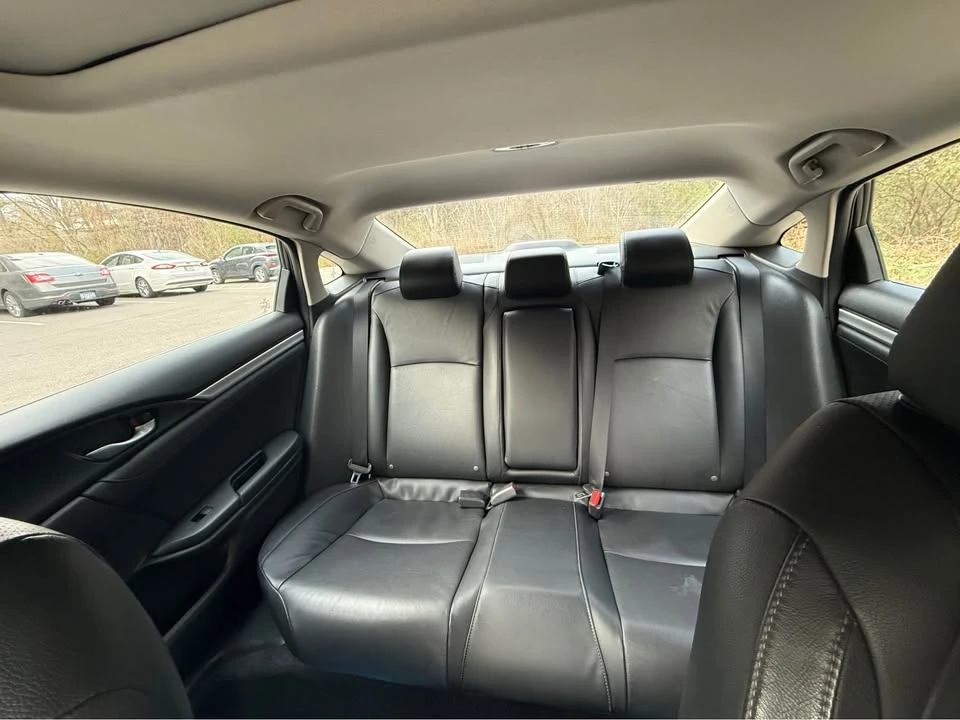 2017 Honda Civic 10th Gen - Image 7 of 9