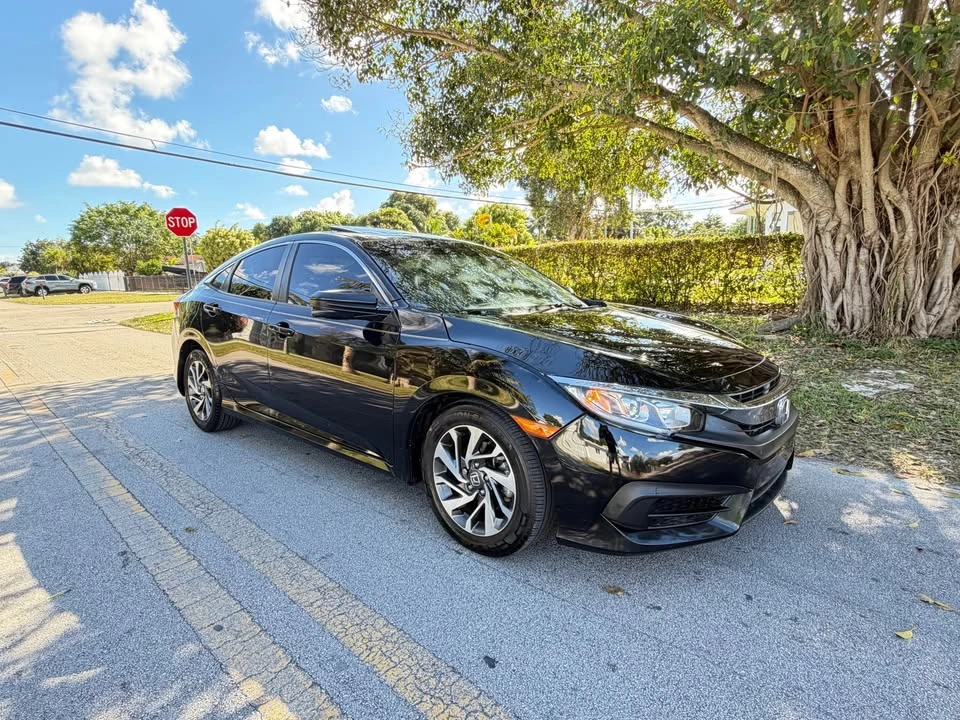 2017 Honda Civic 10th Gen - Image 14 of 20