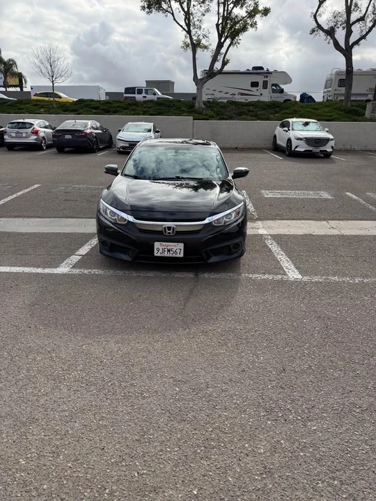 2017 Honda Civic 10th Gen - Image 3 of 7
