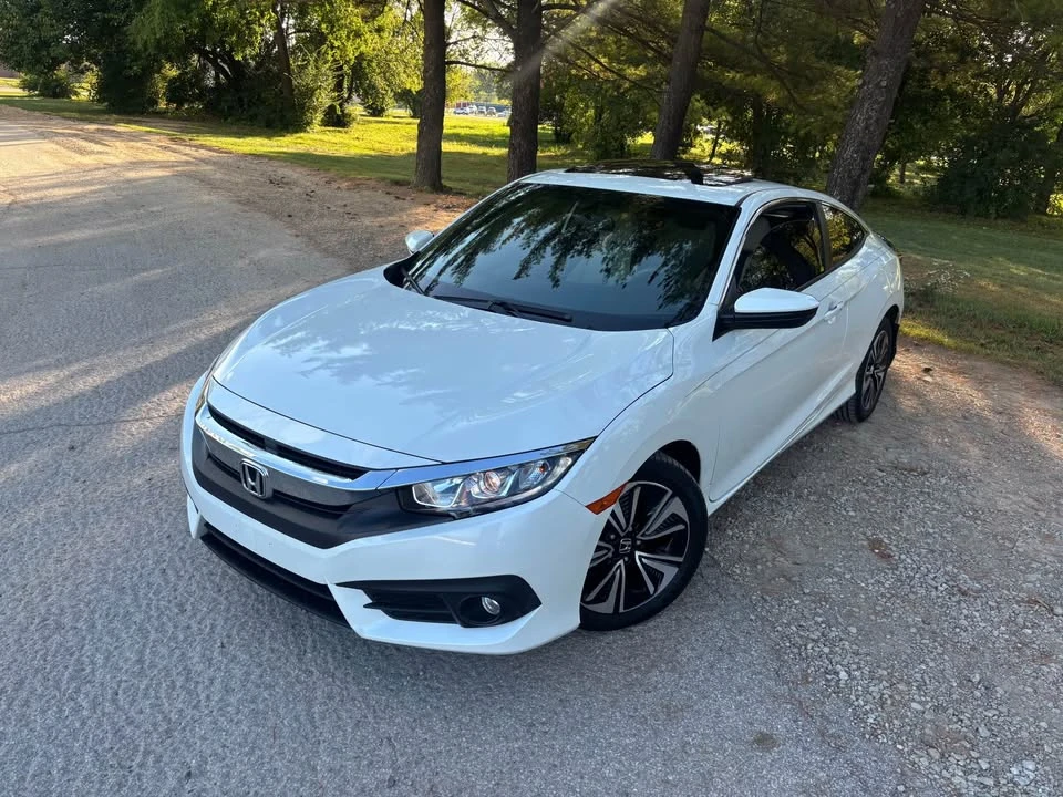 2017 Honda Civic 10th Gen - Image 13 of 15