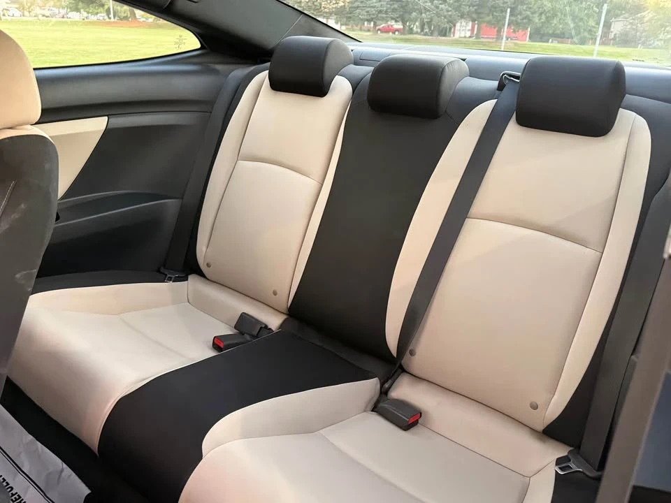 2017 Honda Civic 10th Gen - Image 8 of 11
