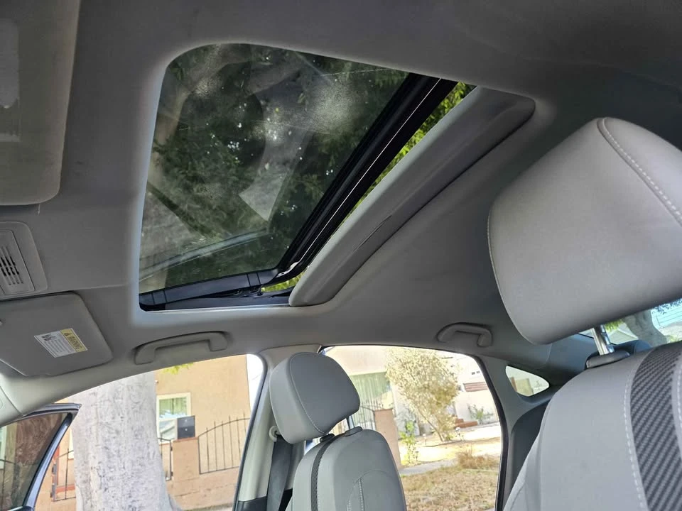 2017 Honda Civic 10th Gen - Image 7 of 12