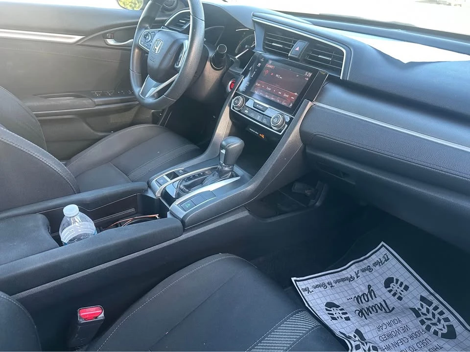 2017 Honda Civic 10th Gen - Image 5 of 8