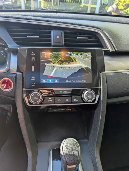2017 Honda Civic 10th Gen - Image 13 of 18