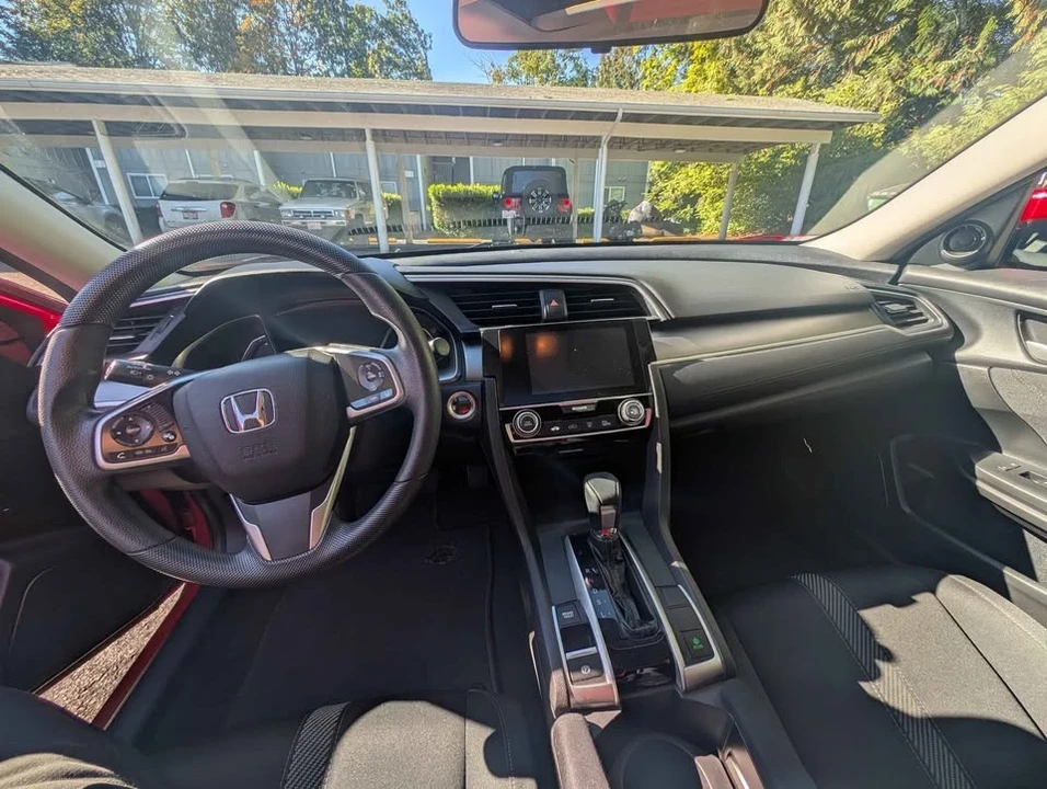 2017 Honda Civic 10th Gen - Image 17 of 18