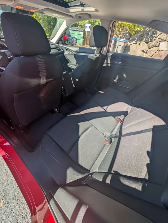 2017 Honda Civic 10th Gen - Image 10 of 18