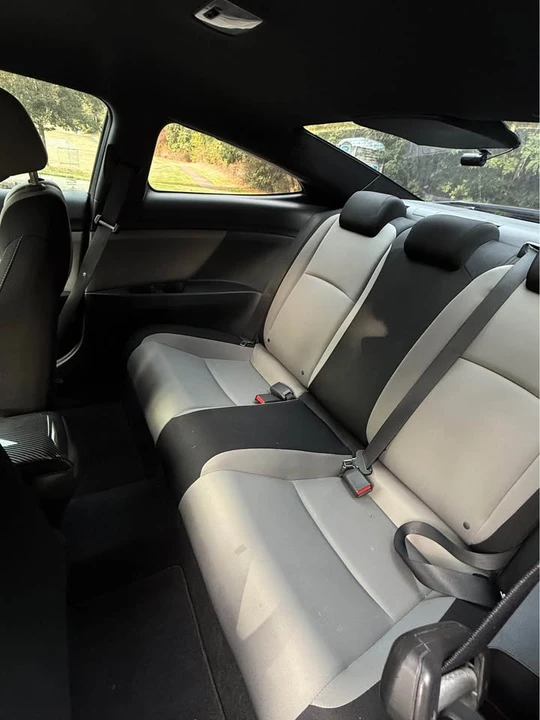 2017 Honda Civic 10th Gen - Image 9 of 14