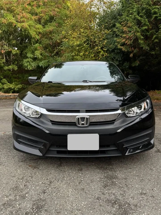 2017 Honda Civic 10th Gen - Image 2 of 14