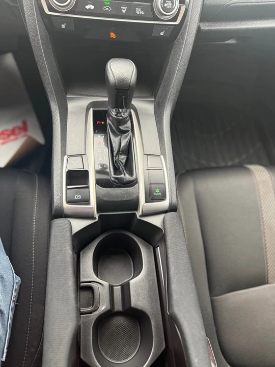 2017 Honda Civic 10th Gen - Image 17 of 17