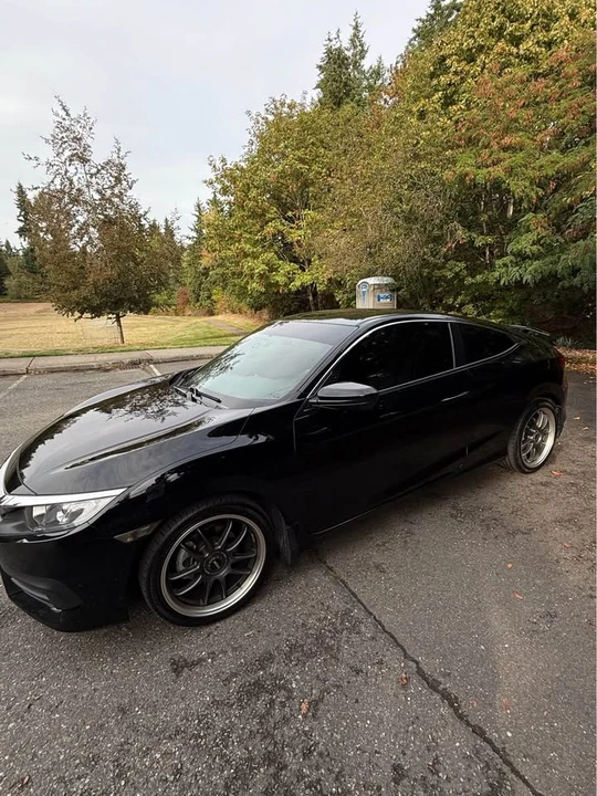 2017 Honda Civic 10th Gen - Image 3 of 14