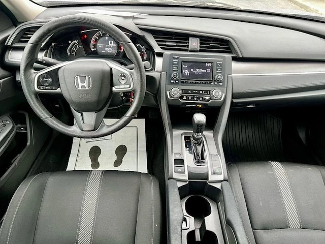 2017 Honda Civic 10th Gen - Image 8 of 13
