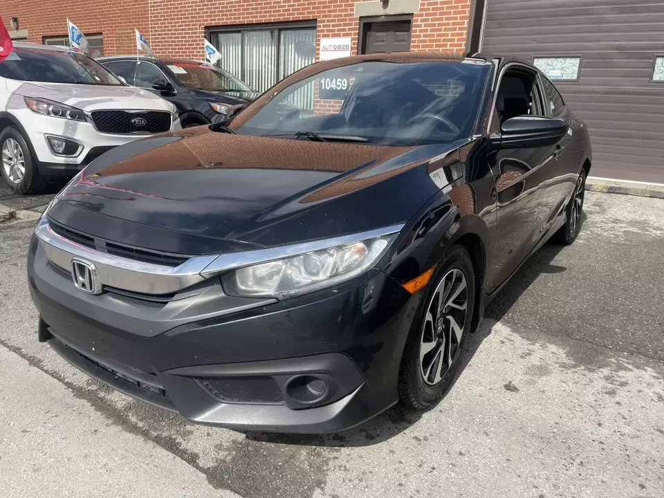 2017 Honda Civic 10th Gen - Image 9 of 14