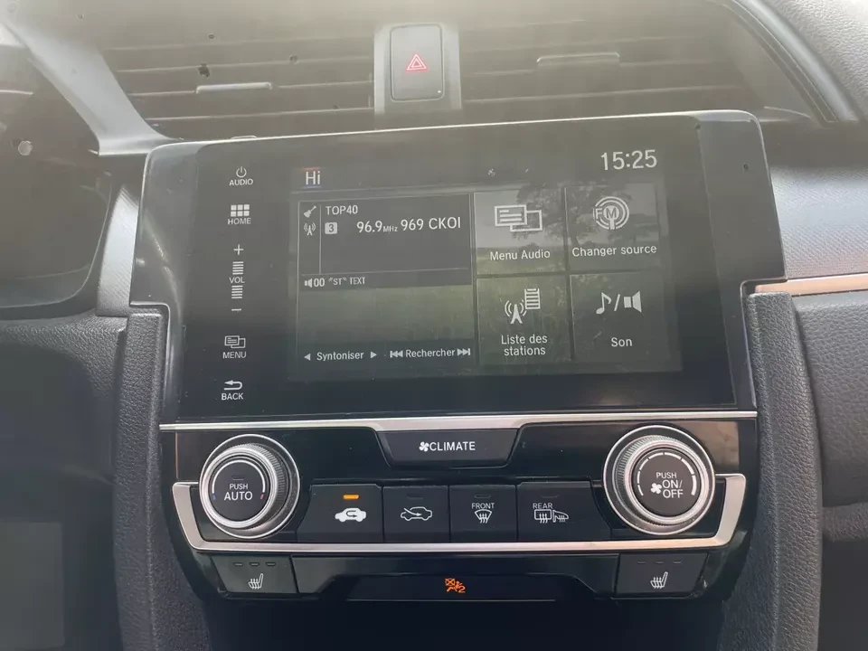 2017 Honda Civic 10th Gen - Image 7 of 14