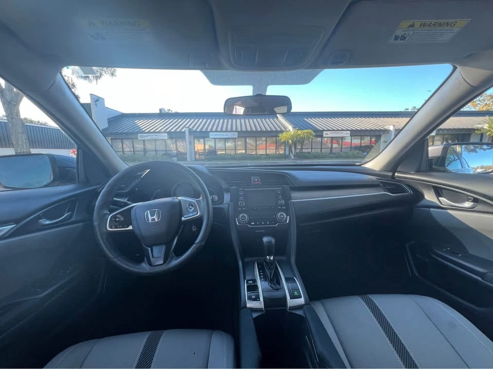 2017 Honda Civic 10th Gen - Image 10 of 15