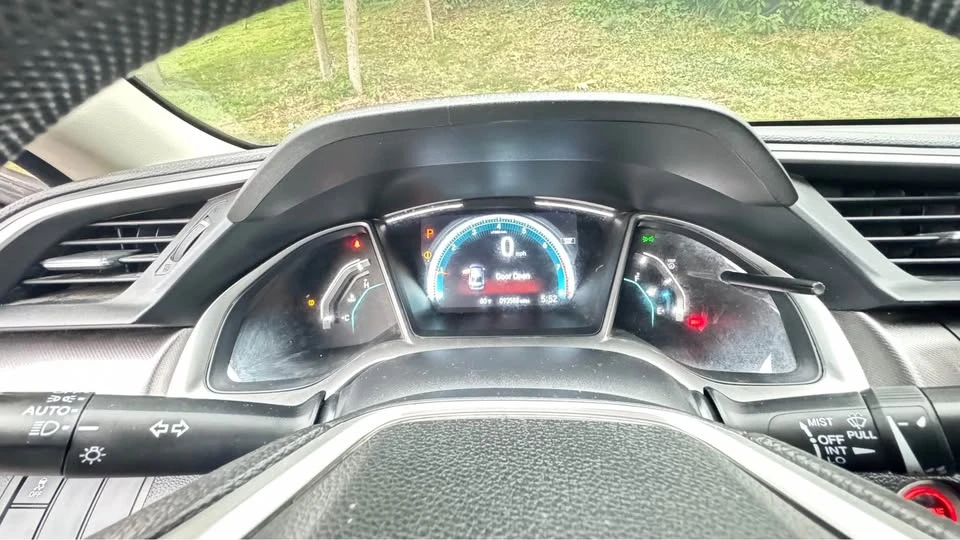 2017 Honda Civic 10th Gen - Image 8 of 10