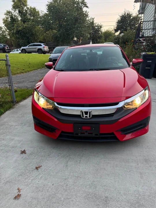 2017 Honda Civic 10th Gen - Image 10 of 10