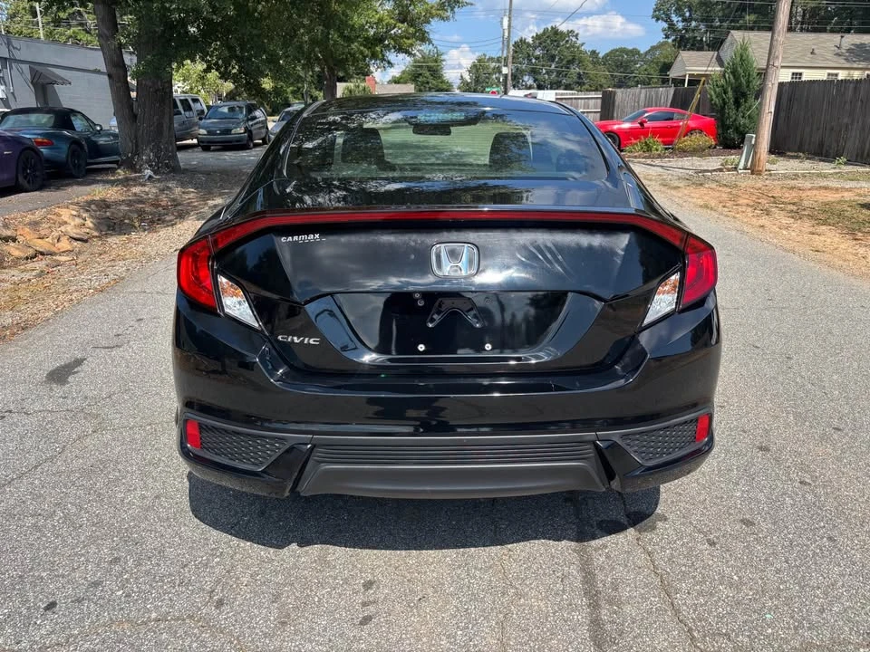 2017 Honda Civic 10th Gen - Image 6 of 15