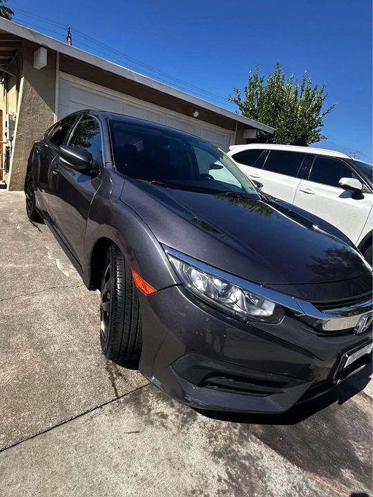 2017 Honda Civic 10th Gen - Image 7 of 7