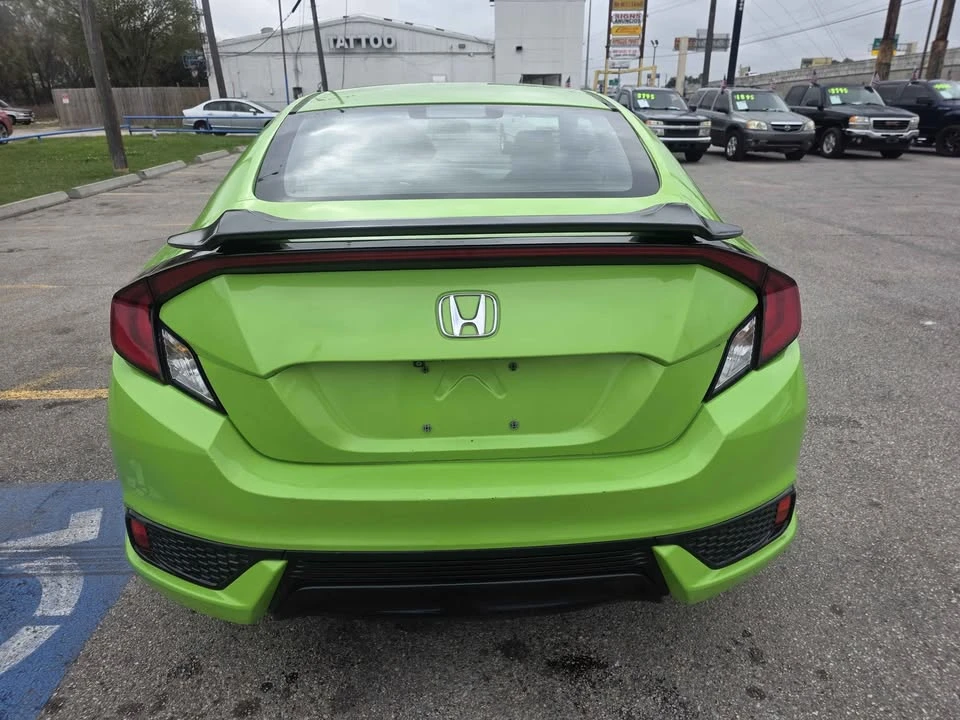 2017 Honda Civic 10th Gen - Image 6 of 15