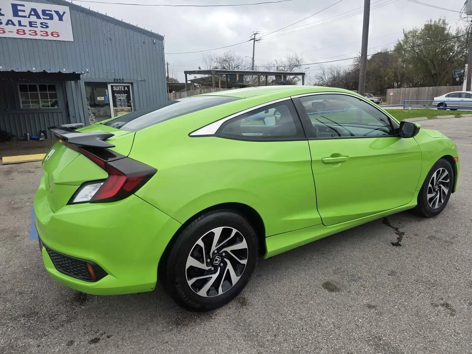 2017 Honda Civic 10th Gen - Image 2 of 15