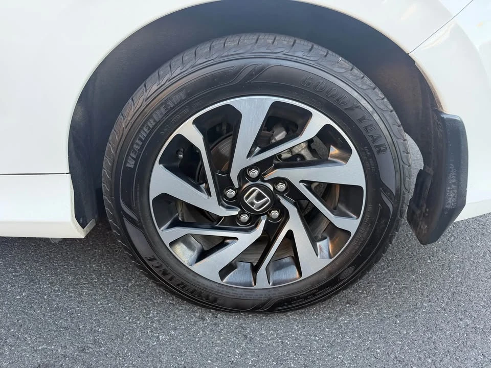 2017 Honda Civic 10th Gen - Image 12 of 12