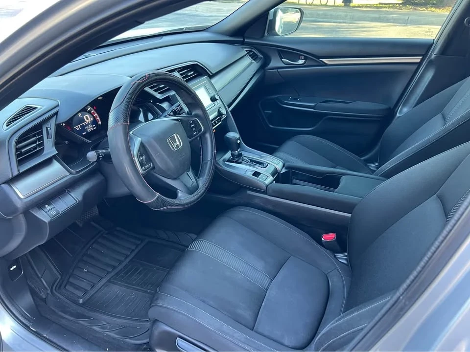 2017 Honda Civic 10th Gen - Image 10 of 16