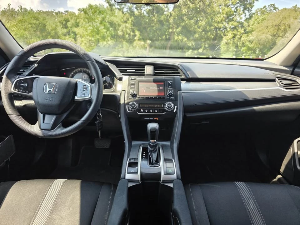 2017 Honda Civic 10th Gen - Image 14 of 15