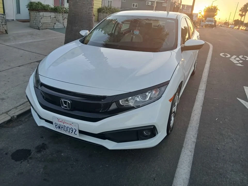 2017 Honda Civic 10th Gen - Image 3 of 4