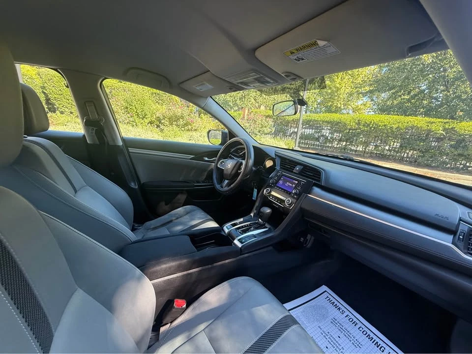 2017 Honda Civic 10th Gen - Image 5 of 11