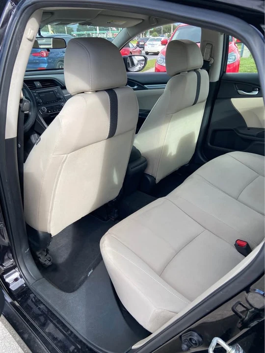 2017 Honda Civic 10th Gen - Image 9 of 10