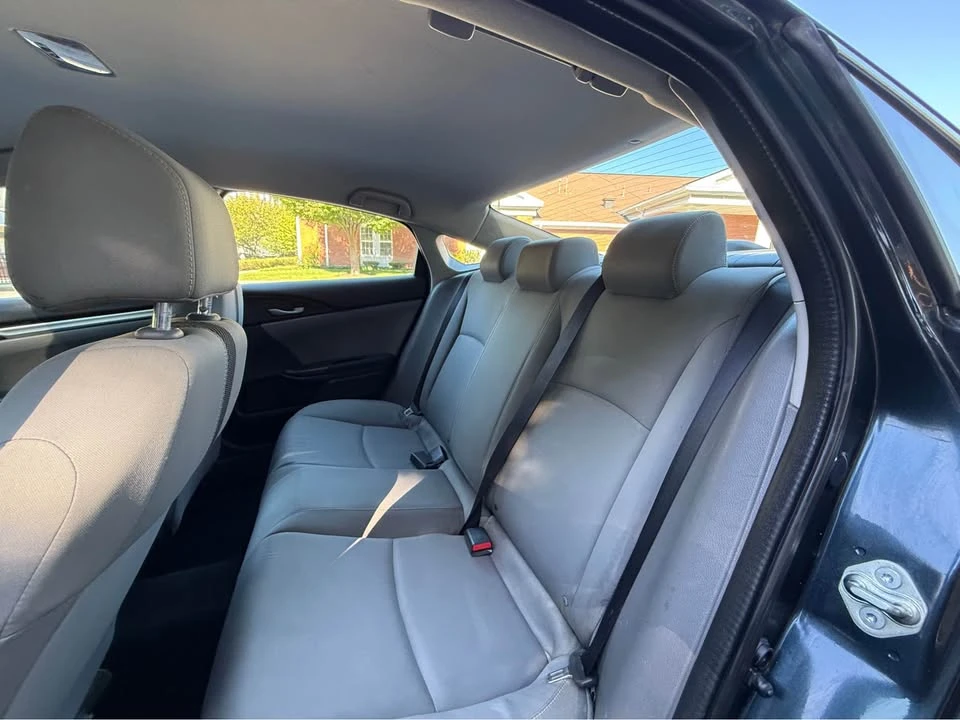 2017 Honda Civic 10th Gen - Image 4 of 11