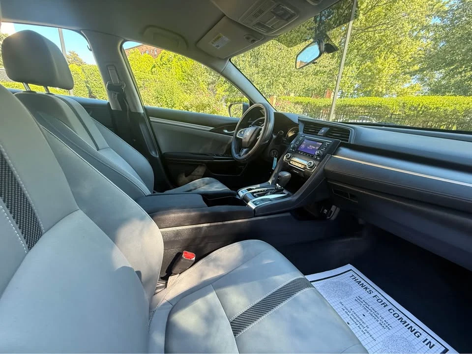 2017 Honda Civic 10th Gen - Image 7 of 11