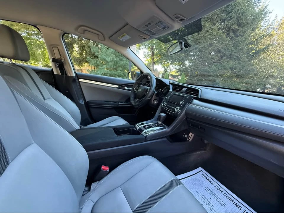 2017 Honda Civic 10th Gen - Image 7 of 11