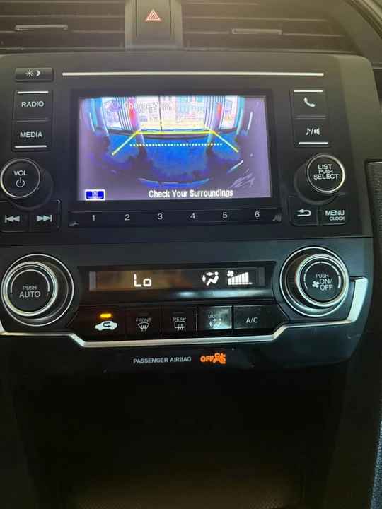 2017 Honda Civic 10th Gen - Image 8 of 11