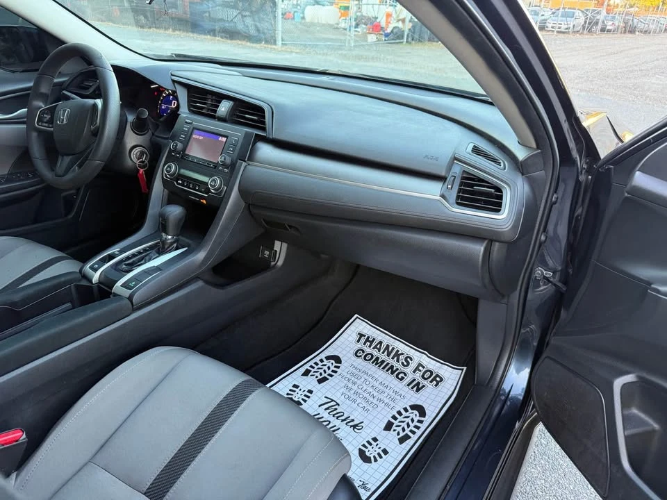 2017 Honda Civic 10th Gen - Image 8 of 17