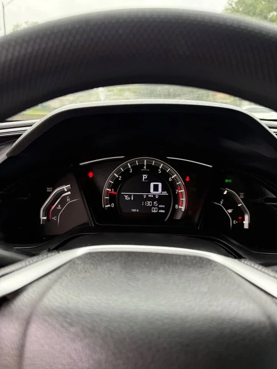 2017 Honda Civic 10th Gen - Image 17 of 20