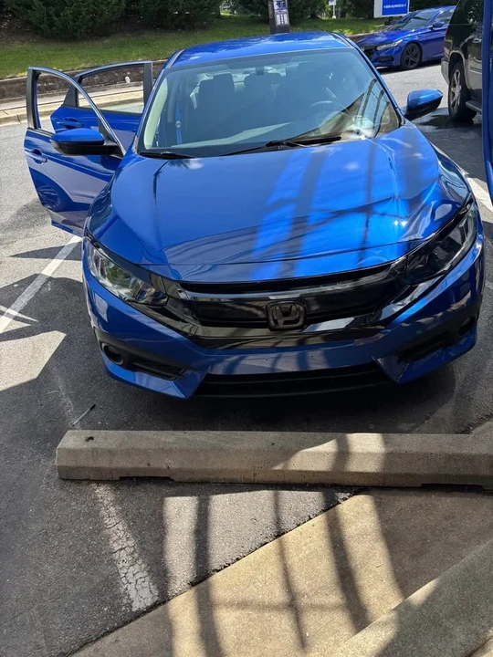 2017 Honda Civic 10th Gen - Image 4 of 7