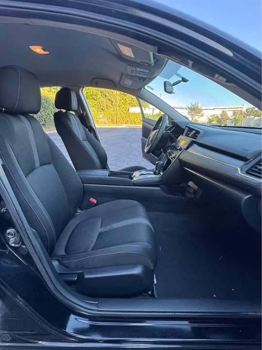 2017 Honda Civic 10th Gen - Image 12 of 18