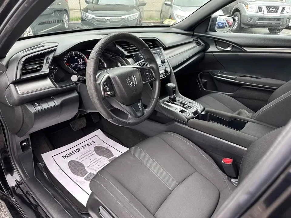 2017 Honda Civic 10th Gen - Image 9 of 14