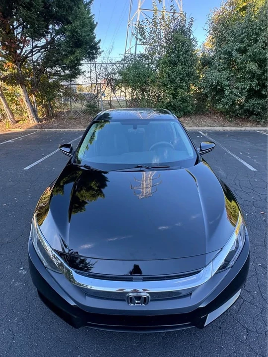 2017 Honda Civic 10th Gen - Image 17 of 18